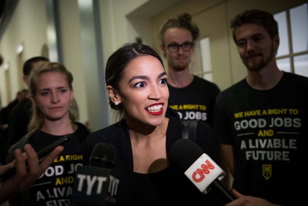 Alexandria Ocasio-Cortez, plue jeune élue à la Chambre des représentants et nouvelle coqueluche de la gauche américaine