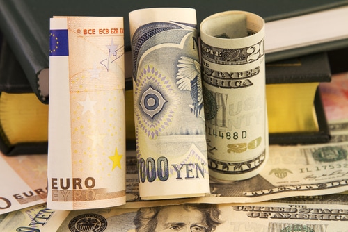 devises, yen, dévaluation, euro